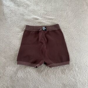 Nagnata Yoni Short